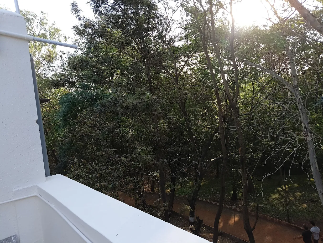 Open balcony with fresh air view at Queen Quatters girls hostel near PCCOE